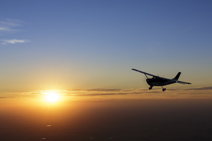 Cessna182 Sunrise 